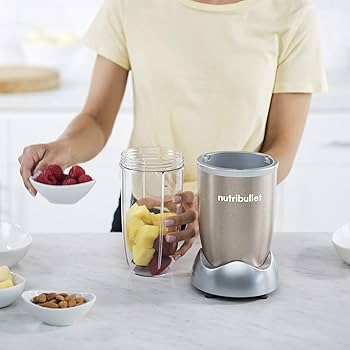 NutriBullet PRO 900 Series Nutrient Extractor, Blender & Mixer